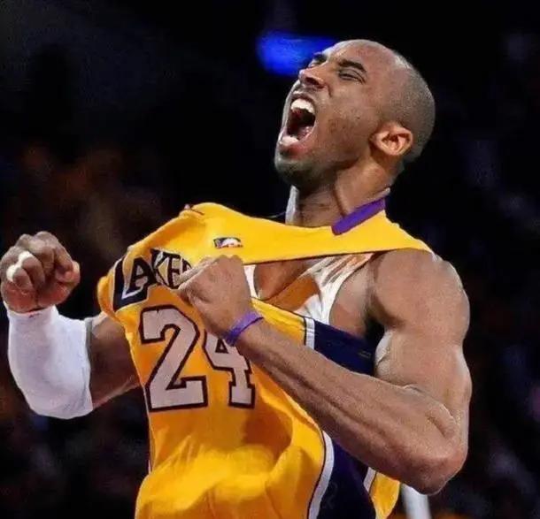 历史人物:那些永远被铭记的篮球传奇的简单介绍 历史人物:那些永远被铭记的篮球传奇的简单介绍